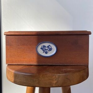 Vintage Pfaltzgraff Yorktown Wood Double Recipe Holder Box